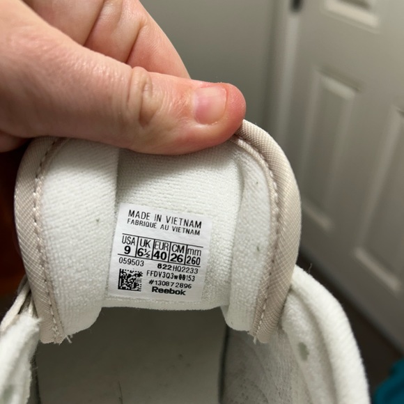 Reebok Leather Sneakers - Picture 4 of 4